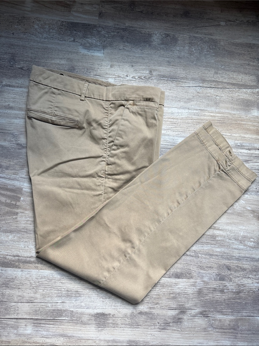 Women’s Khaki Petite Chino Pants